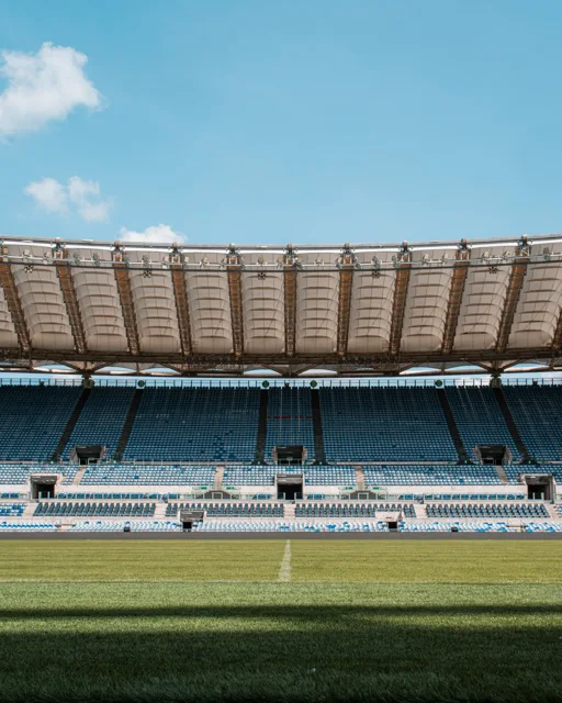 Lo stadio, campo e tribune